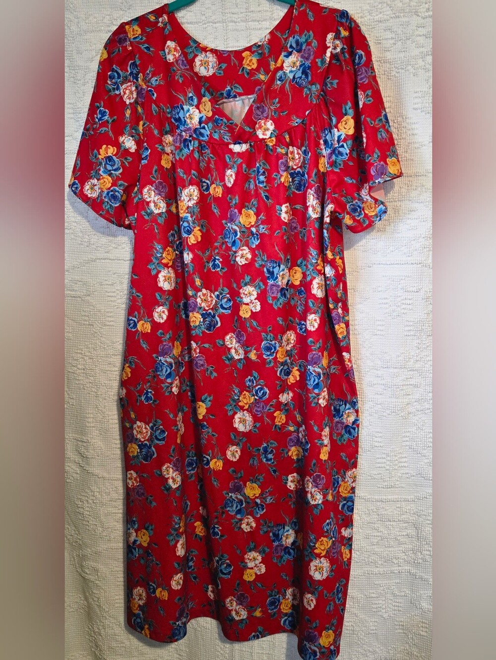Vintage‎ Coffee Club Red Floral Muumuu Kaftan Lounge Nap Dress. 1 Pocket